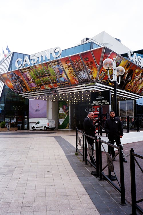 arcade shooting game