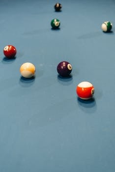 Live dealer table